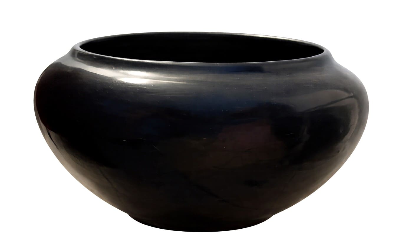 Black ceramic bowl with glossy finish.